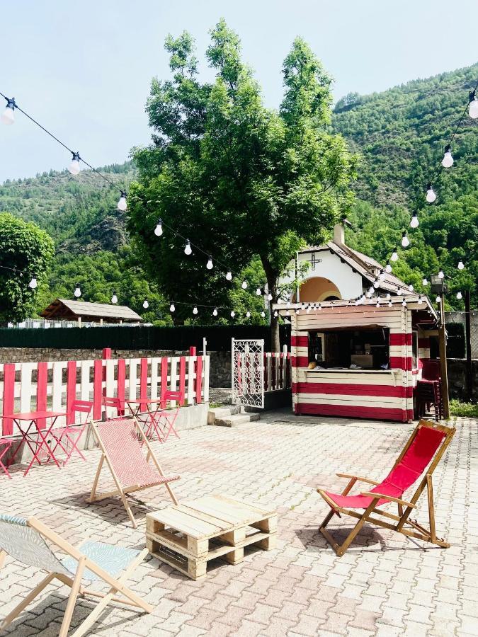 Le Rabuons Hotel Saint-Étienne-de-Tinée Buitenkant foto